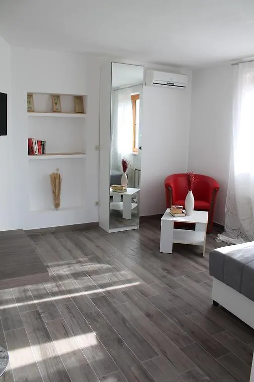 Apartments Lukas Медулин 0*,  Хорватия